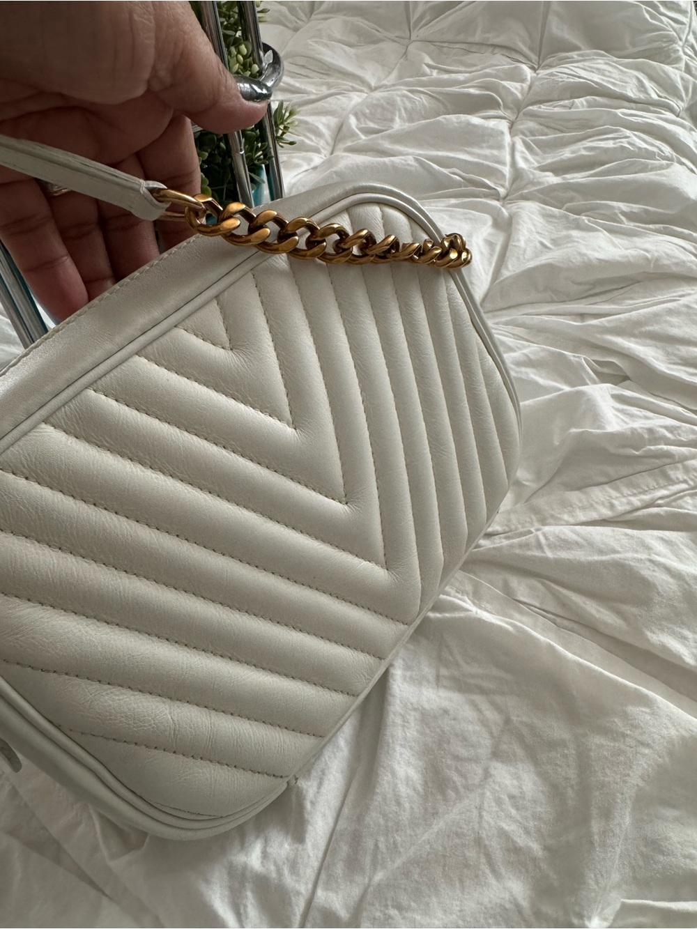 Louis Vuitton LV Wave White Quilted Crossbody with Gold LV Accent - Picture 6 of 11